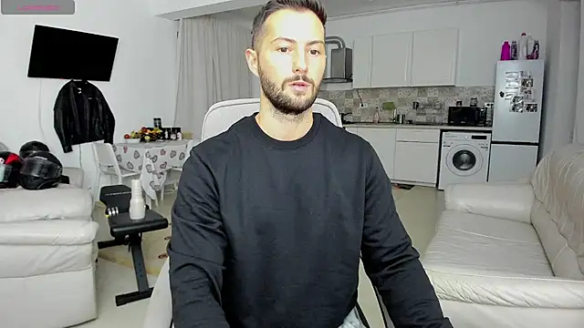 ZackFraser online show from October 3, 2025, 2:40 pm