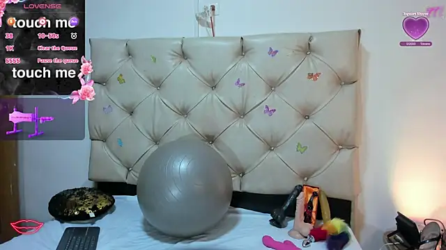 Snapshot of cleopatraa chatting on May 7, 2026, 8:34 pm cleopatraa online show from May 7, 2026, 8:34 pm