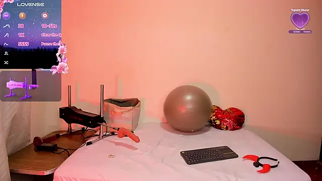 cleopatraa online show from November 15, 2025, 12:25 am