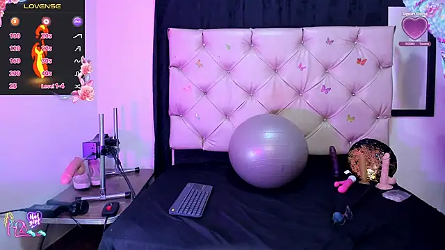 cleopatraa online show from February 2, 2026, 8:19 pm