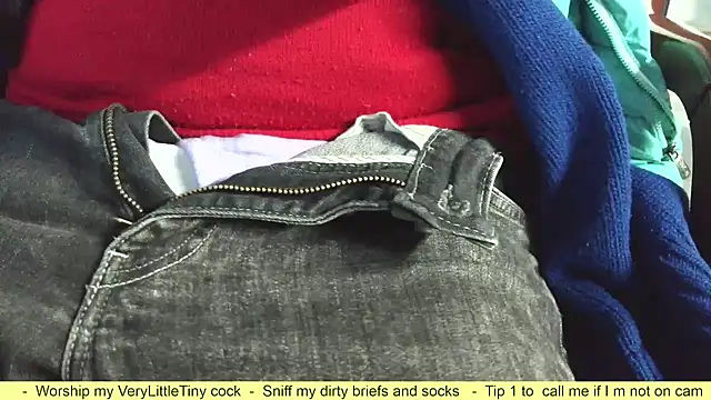 smoothandtiny online show from October 5, 2025, 4:14 am