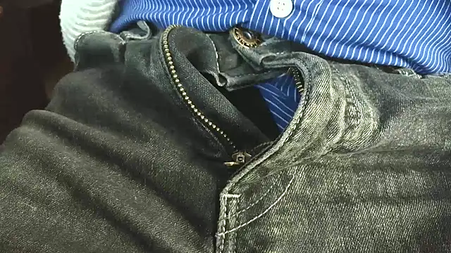 Snapshot of smoothandtiny chatting on March 30, 2026, 5:09 am smoothandtiny online show from March 30, 2026, 5:09 am