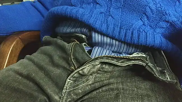 Snapshot of smoothandtiny chatting on March 16, 2026, 7:34 am smoothandtiny online show from March 16, 2026, 7:34 am