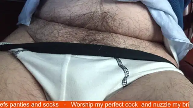 Snapshot of smoothandtiny chatting on March 4, 2026, 7:32 pm smoothandtiny online show from March 4, 2026, 7:32 pm