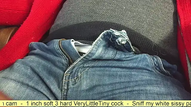 smoothandtiny online show from November 12, 2025, 7:23 am