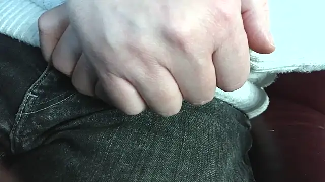 Snapshot of smoothandtiny chatting on March 20, 2026, 8:26 am smoothandtiny online show from March 20, 2026, 8:26 am