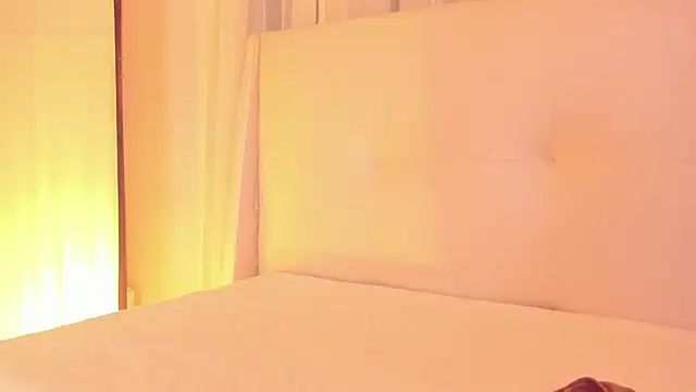 your khloe online show from October 11, 2025, 1:45 pm