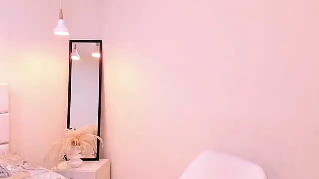 Snapshot of your_khloe chatting on May 20, 2026, 1:19 pm your khloe online show from May 20, 2026, 1:19 pm