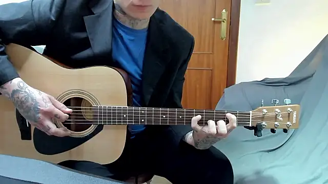 Snapshot of layneinchains chatting on March 14, 2026, 8:48 pm layneinchains online show from March 14, 2026, 8:48 pm