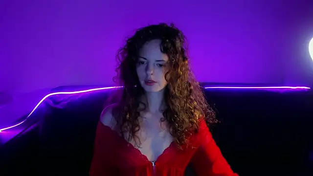 Snapshot of RubyAttwood chatting on February 8, 2026, 10:07 pm RubyAttwood online show from February 8, 2026, 10:07 pm