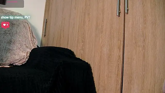 Snapshot of aidaadams chatting on January 17, 2026, 11:36 am aidaadams online show from January 17, 2026, 11:36 am