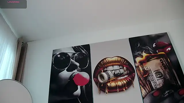 aidaadams online show from December 17, 2025, 11:37 am