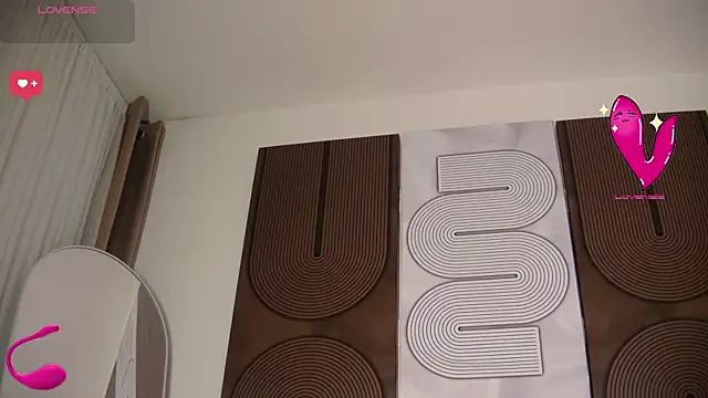 Snapshot of aidaadams chatting on February 25, 2026, 11:43 am aidaadams online show from February 25, 2026, 11:43 am