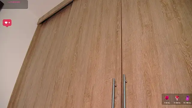 Snapshot of aidaadams chatting on February 18, 2026, 11:17 am aidaadams online show from February 18, 2026, 11:17 am