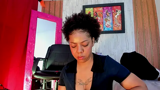 Snapshot of Alika01 chatting on February 19, 2026, 1:30 pm Alika01 online show from February 19, 2026, 1:30 pm