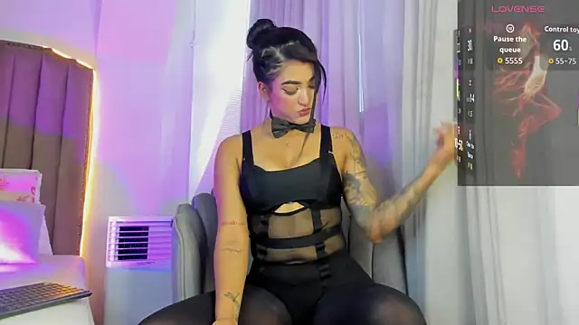 Scarleth6 online show from July 28, 2026, 9:03 pm