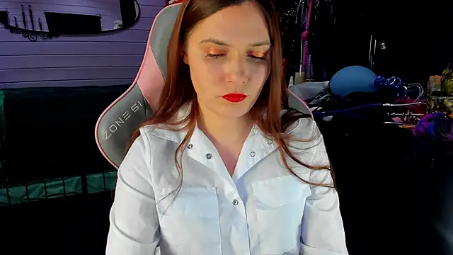 Snapshot of Stroynyash chatting on April 2, 2026, 7:42 pm Stroynyash online show from April 2, 2026, 7:42 pm