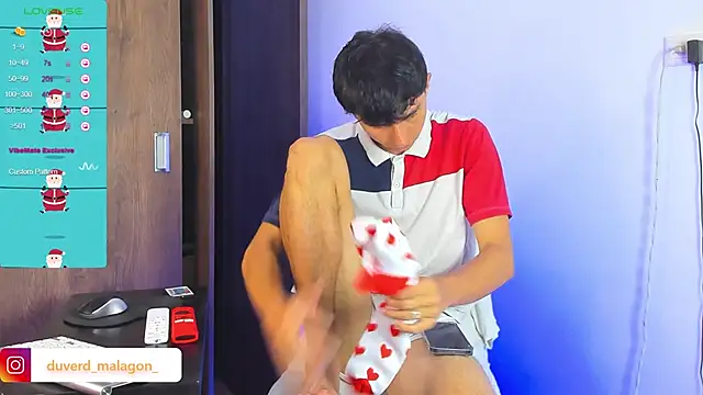 Demian cute18 online show from January 28, 2025, 11:07 pm