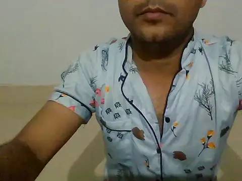 HathodaTyagi123 online show from December 29, 2024, 5:54 pm