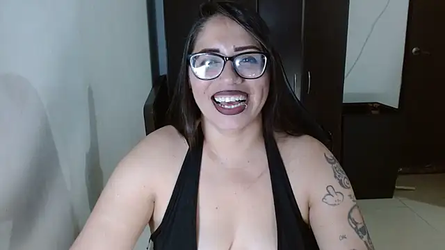 Snapshot of natashasmithe chatting on June 12, 2026, 1:25 am natashasmithe online show from June 12, 2026, 1:25 am