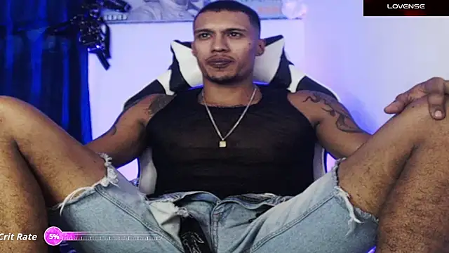 Snapshot of Ryan_coopper chatting on November 8, 2025, 1:09 am Ryan coopper online show from November 8, 2025, 1:09 am