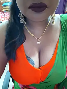 YR-SHIVANI online show from September 24, 2025, 3:57 am