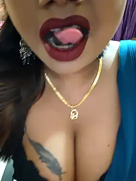 Snapshot of YR-SHIVANI chatting on October 9, 2025, 4:24 am YR-SHIVANI online show from October 9, 2025, 4:24 am