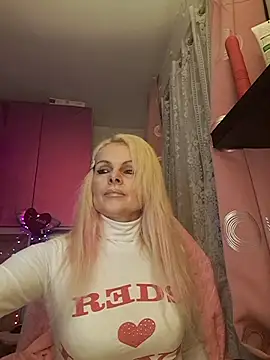 Snapshot of Angeldevilus chatting on March 17, 2025, 5:49 pm Angeldevilus online show from March 17, 2025, 5:49 pm