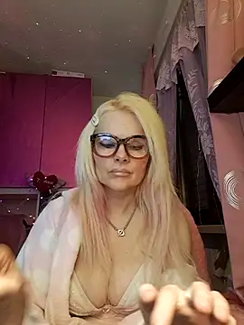 Snapshot of Angeldevilus chatting on March 5, 2025, 6:23 pm Angeldevilus online show from March 5, 2025, 6:23 pm