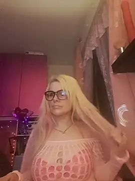 Snapshot of Angeldevilus chatting on March 2, 2025, 10:23 pm Angeldevilus online show from March 2, 2025, 10:23 pm