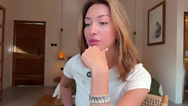 Monika Taylor17 online show from July 18, 2026, 11:57 pm