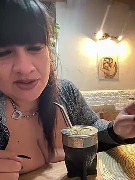 Sensualmente333 online show from July 27, 2026, 12:56 pm