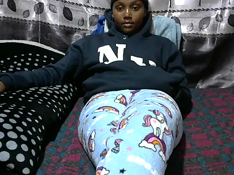 Snapshot of Sweet_kelsiey chatting on March 18, 2025, 12:19 am Sweet kelsiey online show from March 18, 2025, 12:19 am