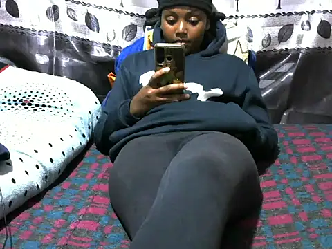 Snapshot of Sweet_kelsiey chatting on March 14, 2025, 11:43 pm Sweet kelsiey online show from March 14, 2025, 11:43 pm