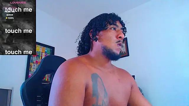 yosoy enzo2020 online show from February 26, 2026, 3:01 pm