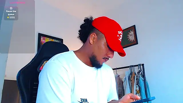 yosoy enzo2020 online show from February 28, 2026, 11:32 am