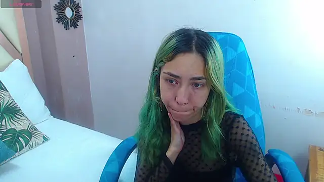 Erika Stevens online show from November 11, 2025, 3:18 pm