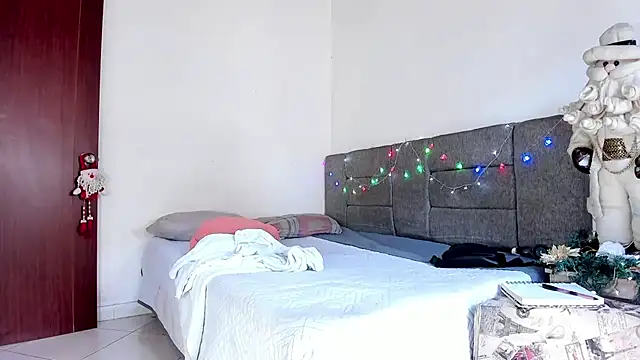 tom colinn online show from November 17, 2025, 4:55 pm