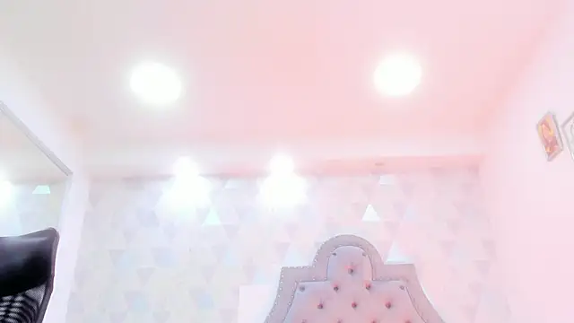 Snapshot of JacksonMuller_ chatting on December 31, 2024, 2:58 pm JacksonMuller online show from December 31, 2024, 2:58 pm