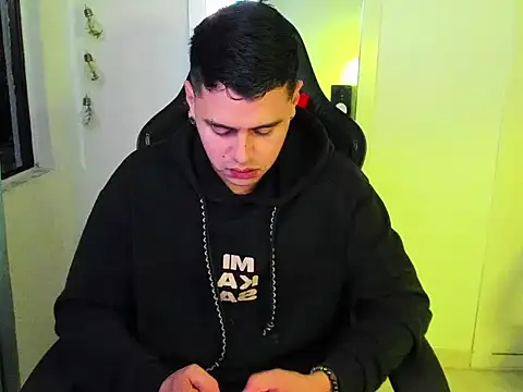 E Moon online show from September 28, 2025, 5:47 am