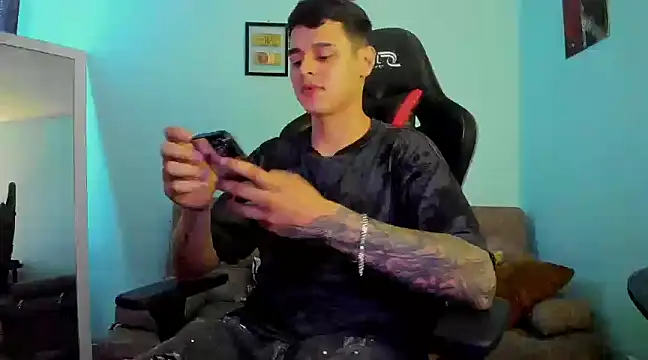 E Moon online show from December 18, 2024, 6:43 am