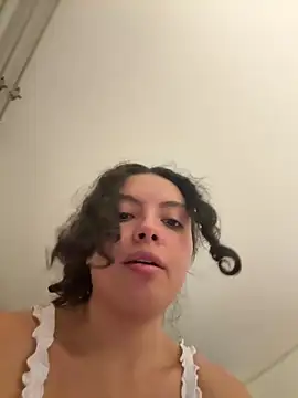 Nathcurly  online show from April 5, 2026, 2:29 am