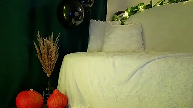 kristina amurova online show from October 31, 2025, 5:53 pm