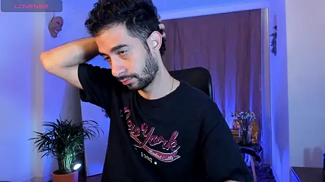 Your  hero1 online show from November 1, 2025, 1:49 pm