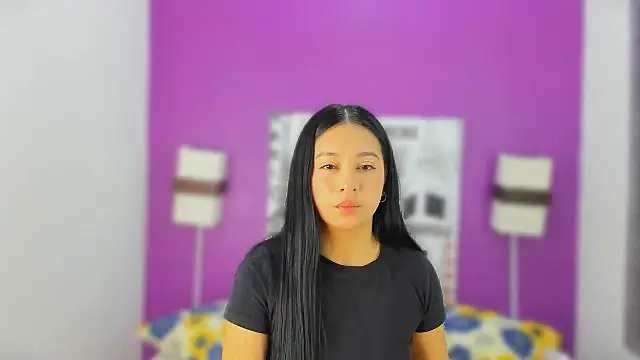 Lila Pinky online show from November 11, 2025, 12:44 pm