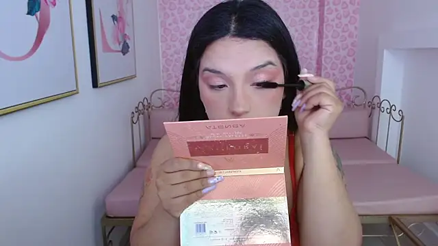 Small naughty  online show from May 15, 2026, 1:20 pm