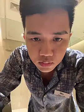 xgregor07 online show from September 19, 2025, 8:29 am