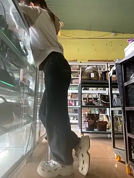 Rosa 998 online show from December 15, 2025, 1:00 am