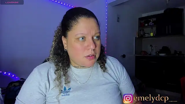 mariana maze online show from October 25, 2025, 5:28 am