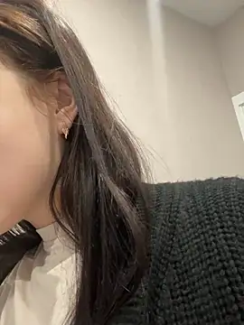 Snapshot of ellie_ssexy chatting on February 3, 2025, 4:46 am ellie ssexy online show from February 3, 2025, 4:46 am